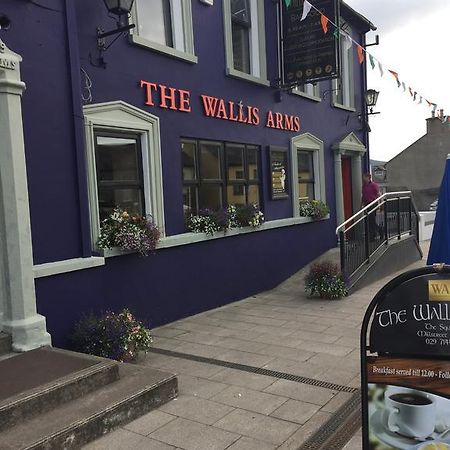 Wallis Arms Hotel Sráid an Mhuilinn Екстериор снимка
