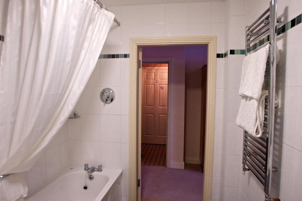 Wallis Arms Hotel Sráid an Mhuilinn Стая снимка