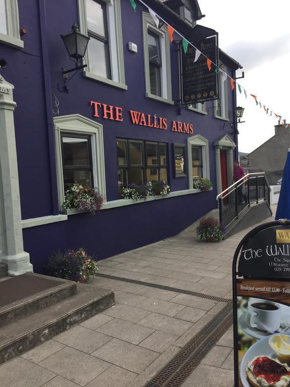 Wallis Arms Hotel Sráid an Mhuilinn Екстериор снимка