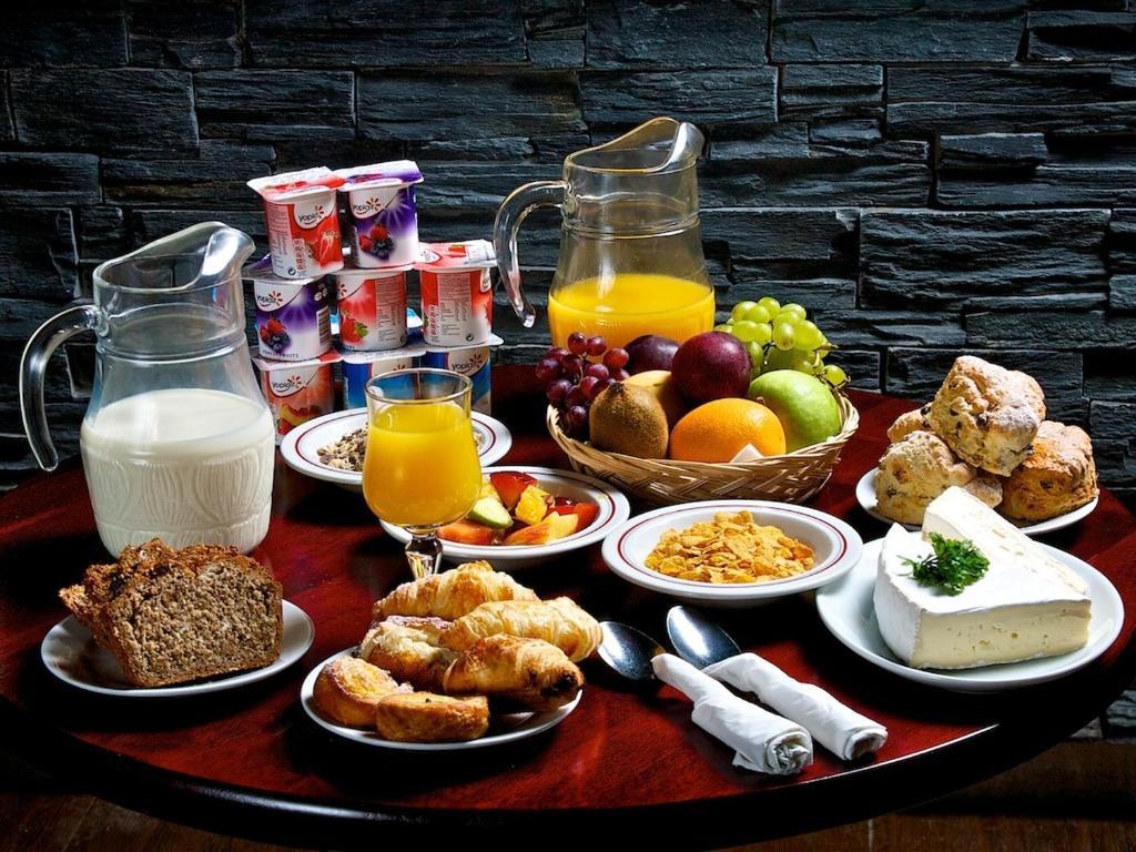Wallis Arms Hotel Sráid an Mhuilinn Екстериор снимка
